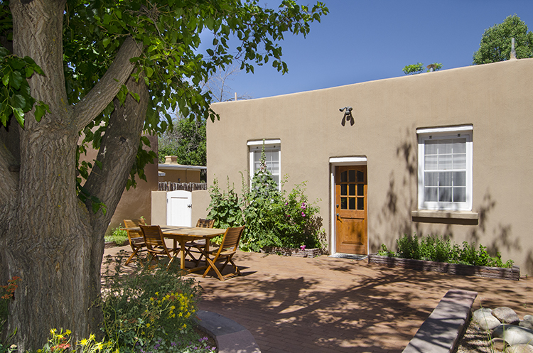 Vacation Rental near the Santa Fe Plaza | Adobe Destinations | Outdoor Patio