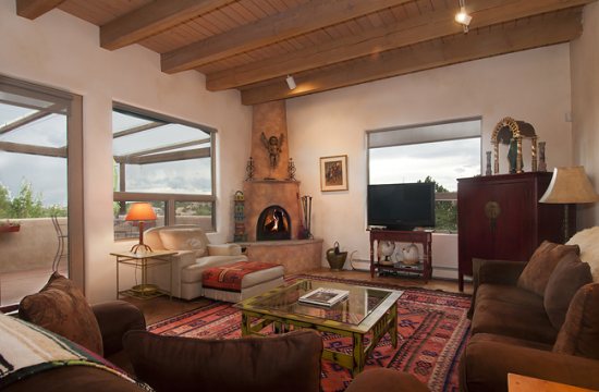 Luxury Home Rentals in Santa Fe NM | Adobe Destinations