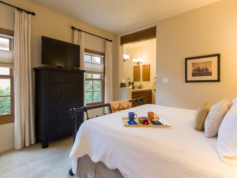 Places to Stay in Santa Fe NM | Rentals from Adobe Destinations