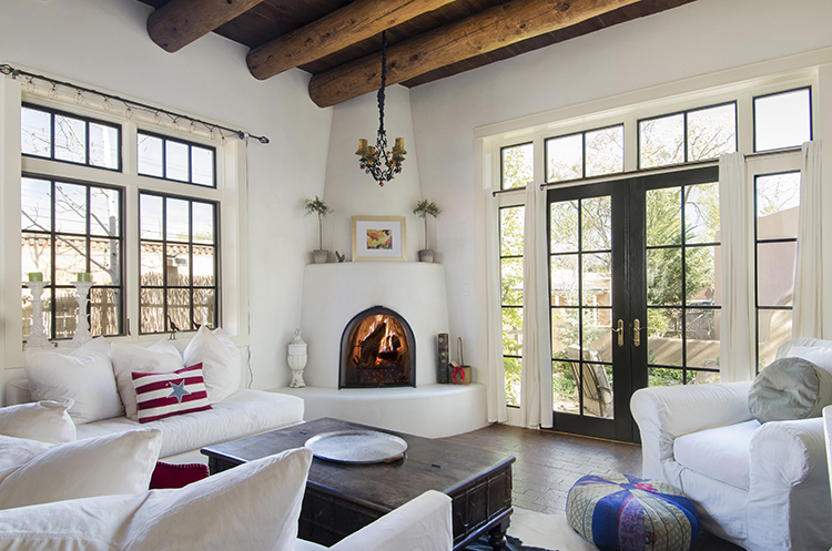 Canyon Road in Santa Fe, NM | Vacation Homes from Adobe Destinations