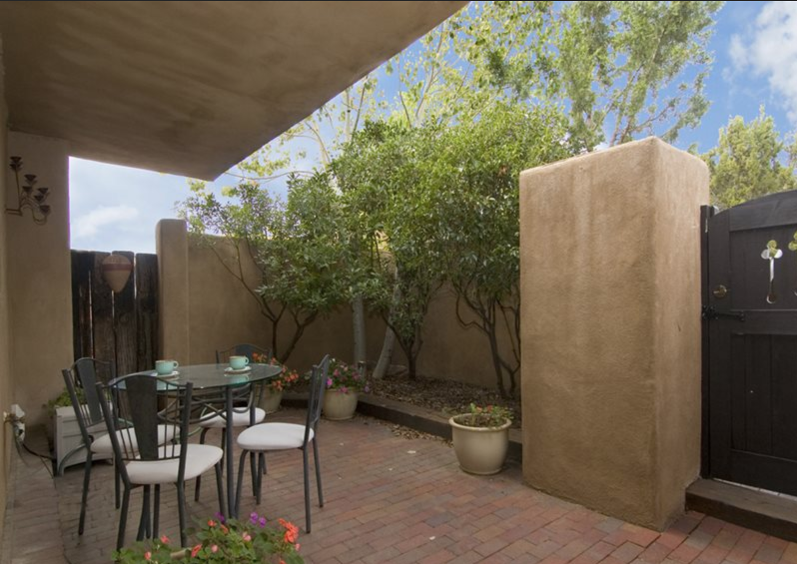 Private Courtyard for your Santa Fe New Mexico Vacation